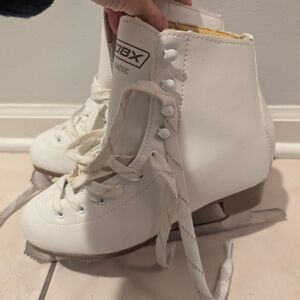 Classic Women's White Ice Skates